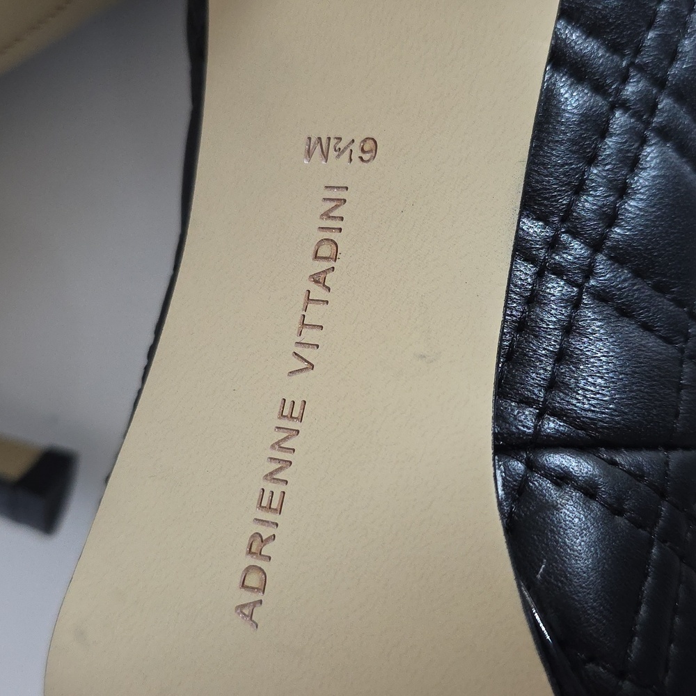 Adrienne Vittadini Black Leather Upper Shoes. Size 6 1/2 Medium. - Picture 7 of 10